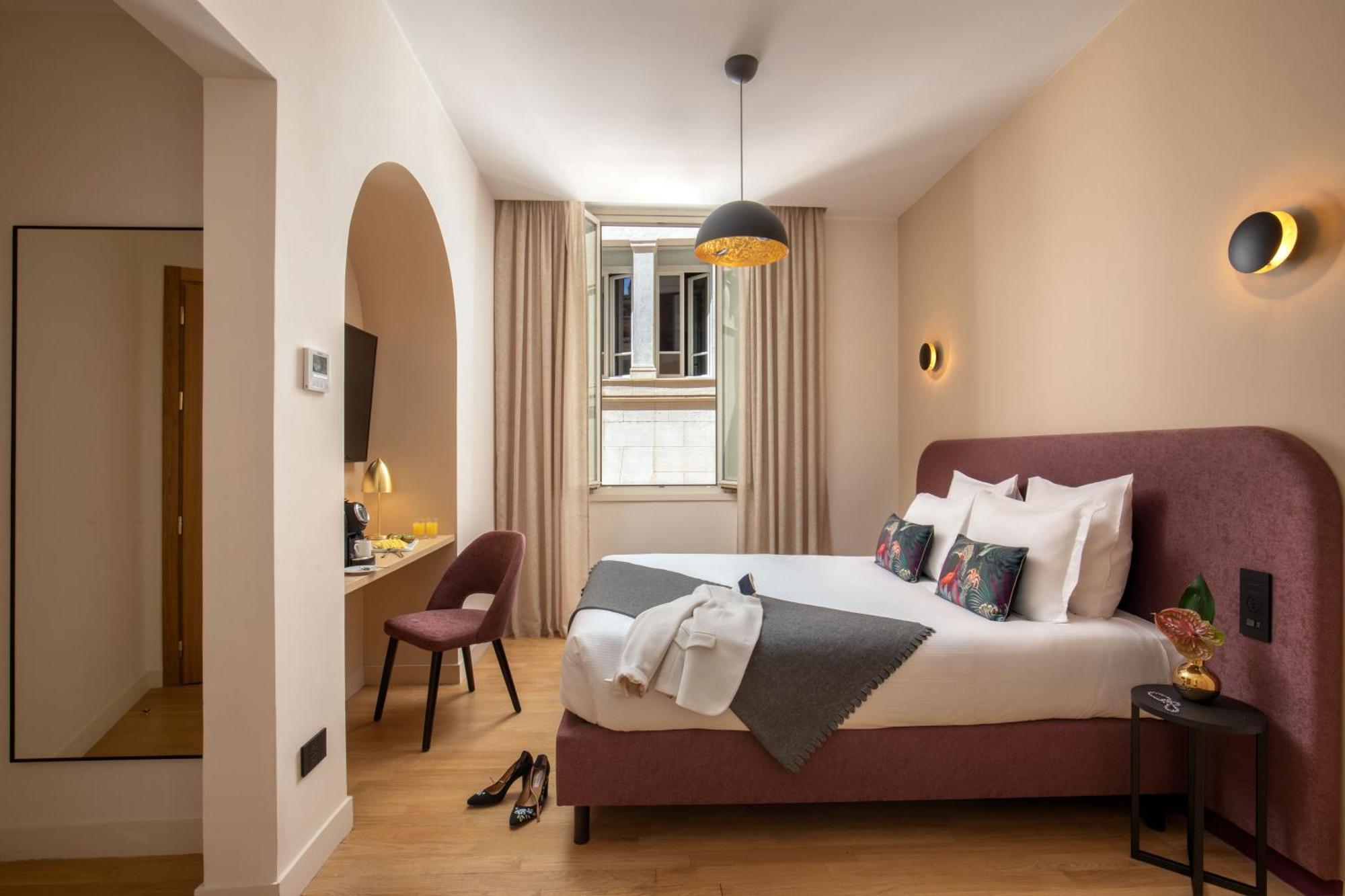 9Hotel Cesari Rome Bagian luar foto